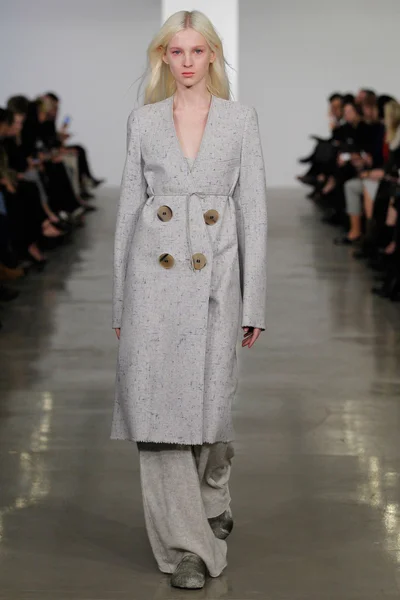 Look 1